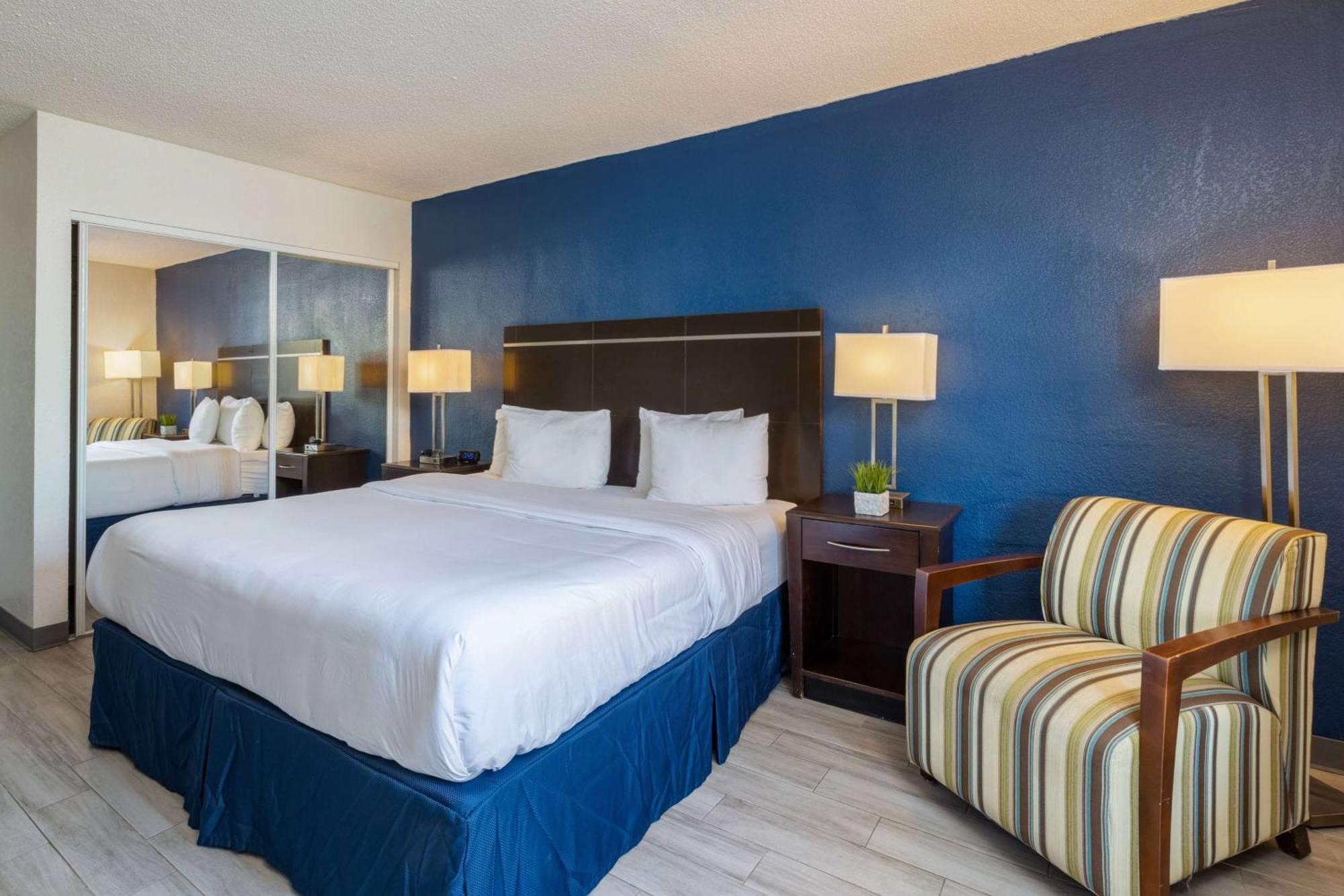 אלטמונטה ספרינגס Developer Inn Orlando North, A Baymont By Wyndham מראה חיצוני תמונה